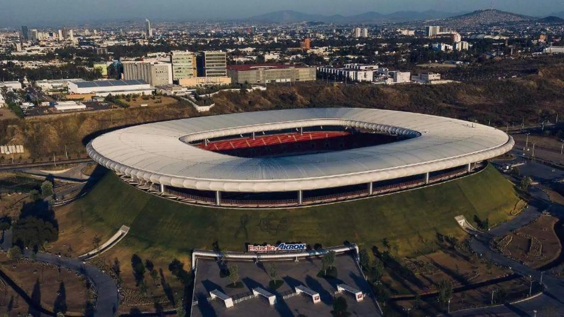 Estadio Akron6